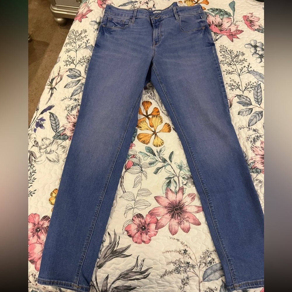 Old Navy Women's Light Blue Skinny Jeans
